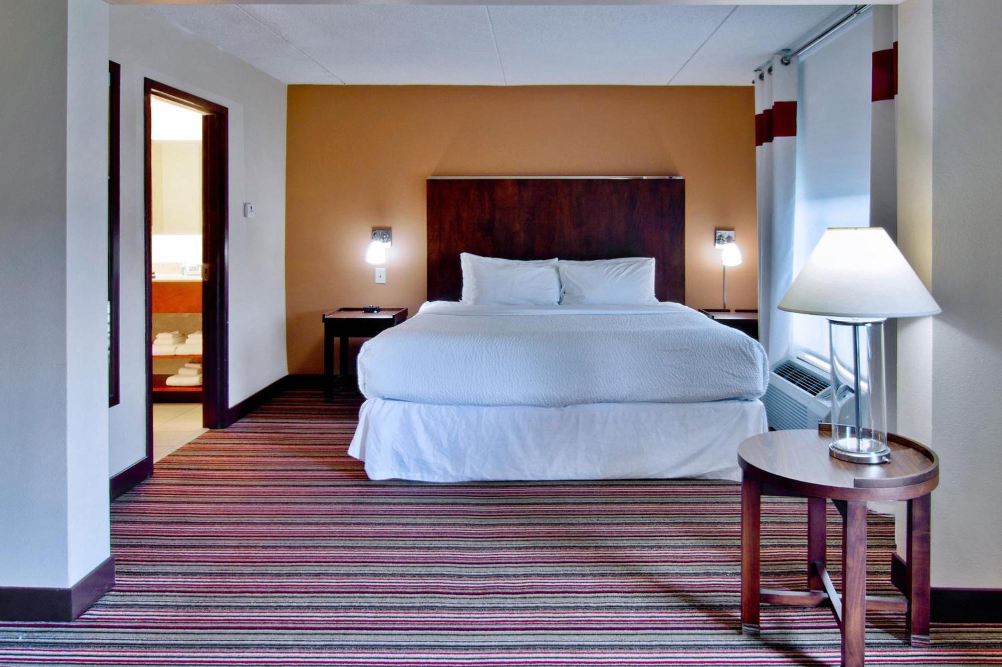Four Points By Sheraton Nashville Airport Экстерьер фото